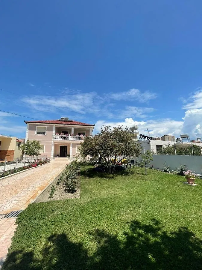 Rent Rooms Loren Vlore Holiday home