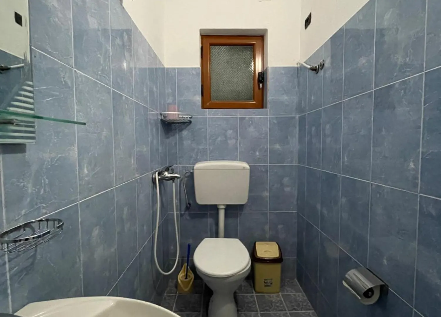 Rent Rooms Loren Vlore Holiday home